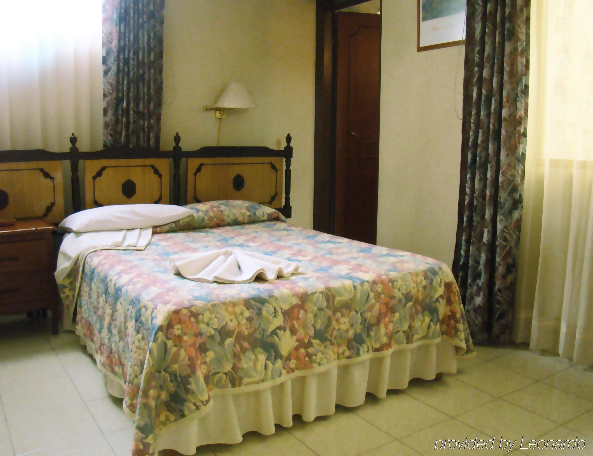 אגואסקליינטס Hotel Posada La Fuente מראה חיצוני תמונה